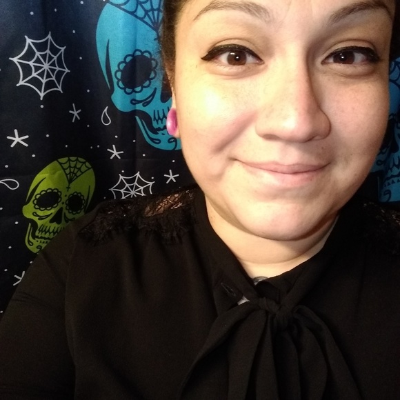 Meet your Posher, Natalie - Picture 1 of 1